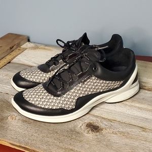 Ecco biom low top shoe Womens Size 9